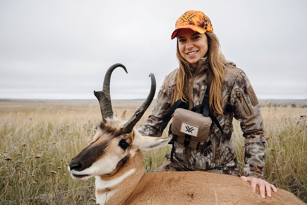 Vanessa is all smiles with her Wyoming public-land pronghorn buck.